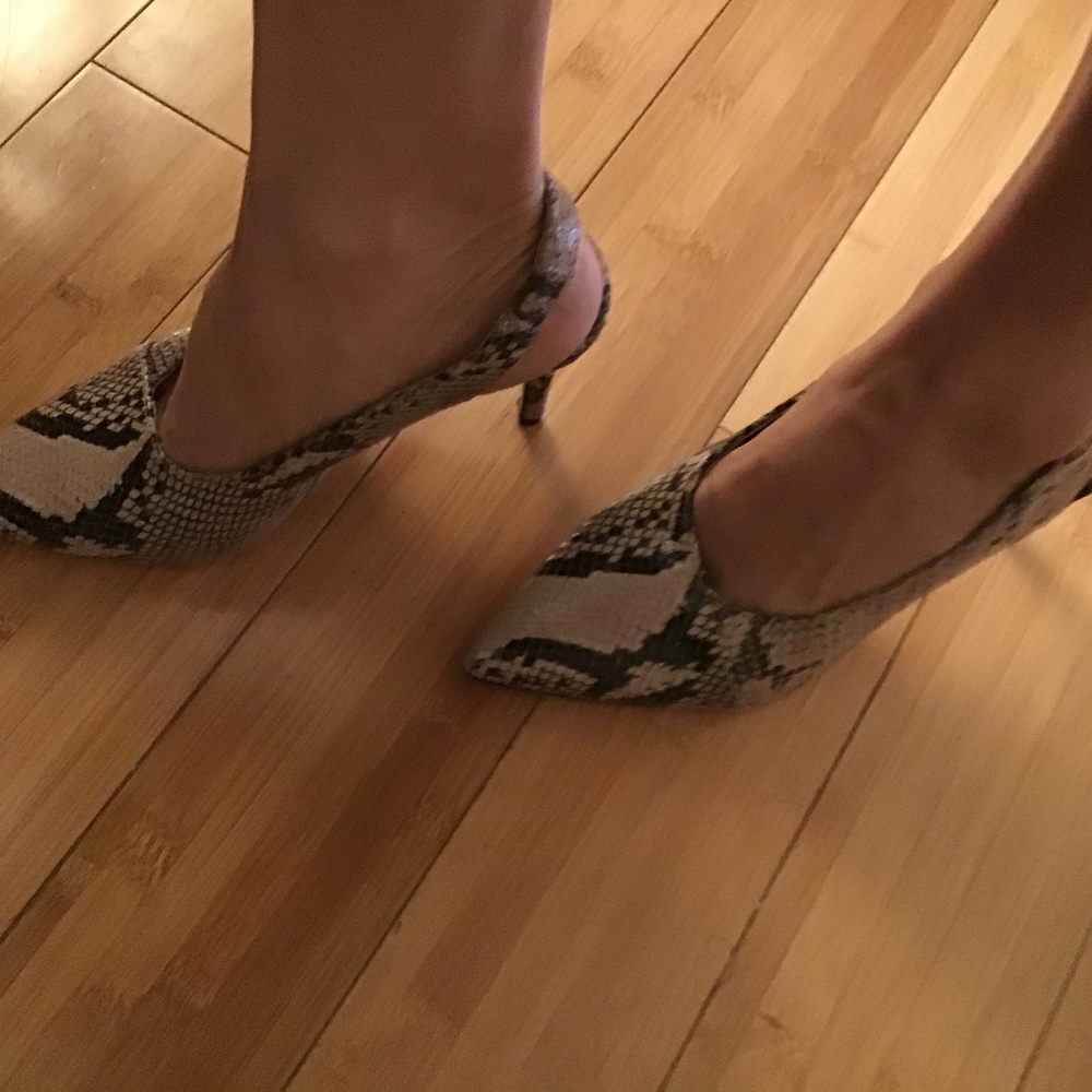 Vince Camuto Alleema Slingback Pump Taupe 02 5.5